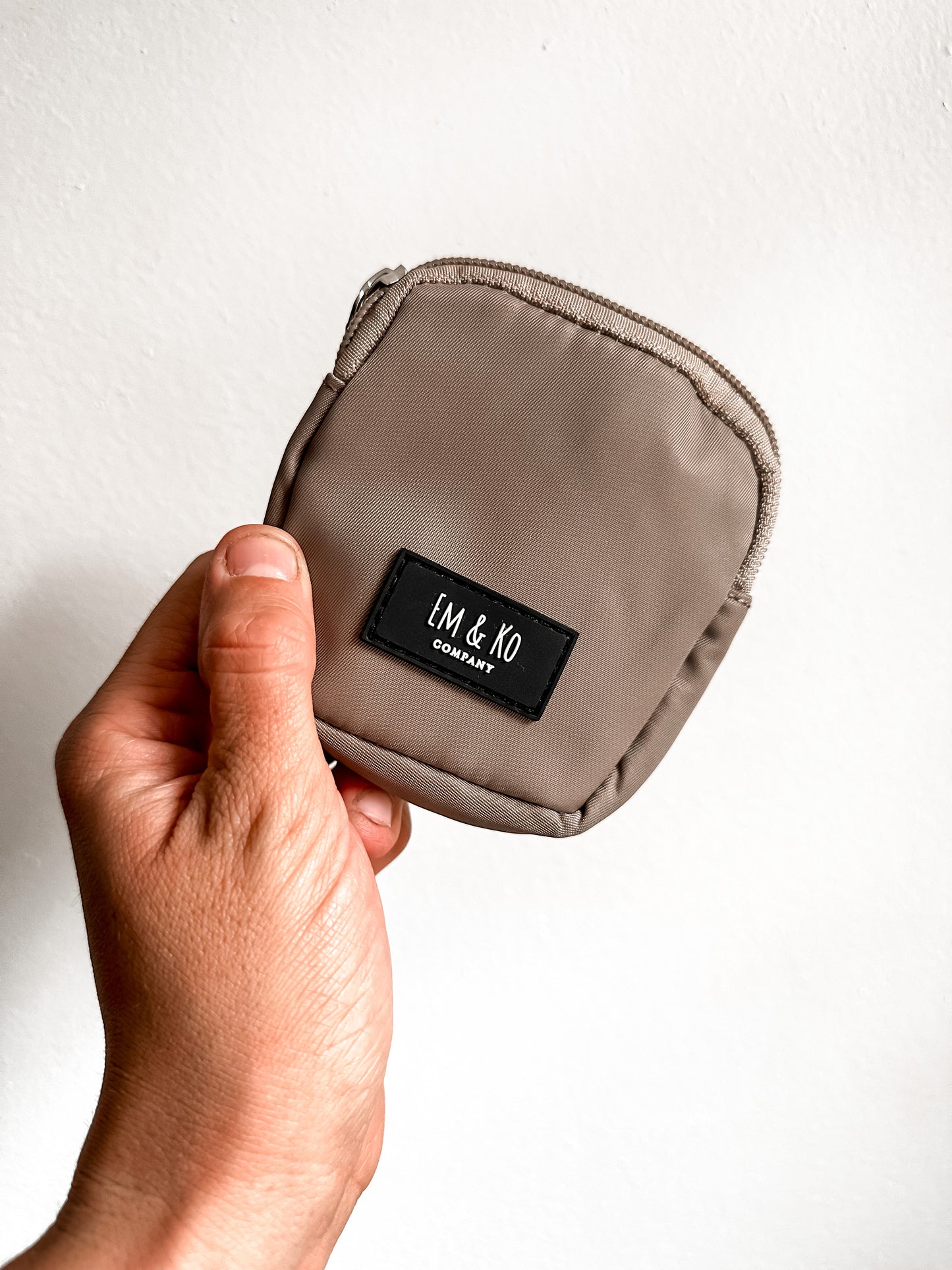 Champagne Pearl with Pouch